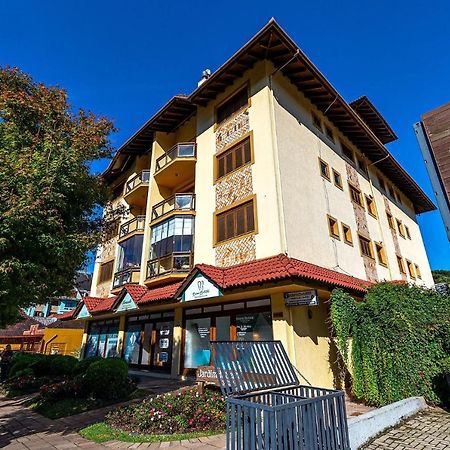 Rosa Edificio Jardim Da Serra Gramado Exteriér fotografie